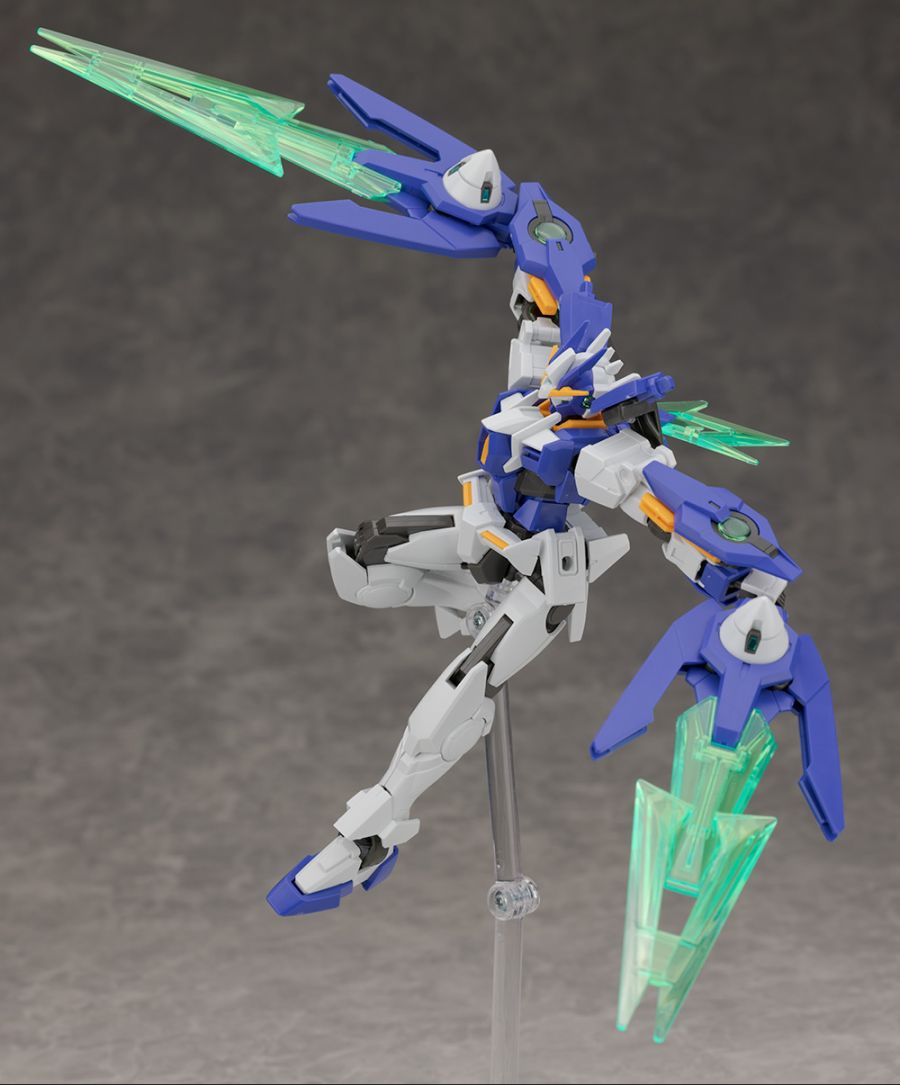 hg_00diverarc072.jpg