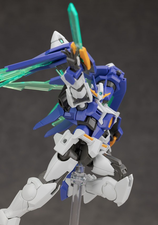 hg_00diverarc063.jpg