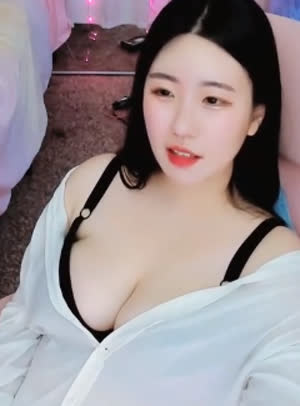 BJ 여은빛 풀어헤친 흰 셔츠 검은 브라 체급 좋은 가슴골