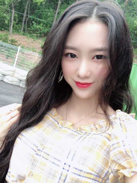 오마이걸 지호 셀카