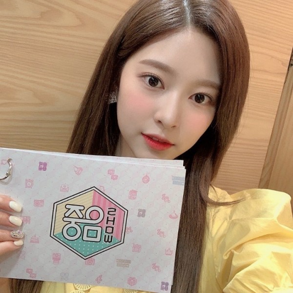 음악중심 새 MC 아이즈원 김민주