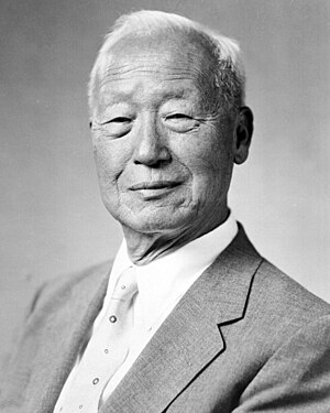 1708162441_Rhee_Syng_Man_in_1948.jpg