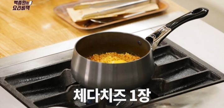 백종원의 뜨겁게 먹는 비빔라면 레시피 - 짤티비