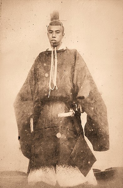 ファイル:Maeda Yoshiyasu Photo restored.jpg