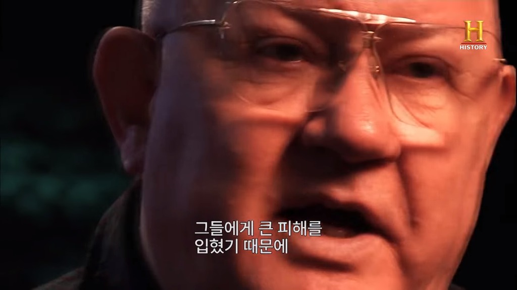 베트콩 최강 여성 저격수 아파치 저격 작전 - 꾸르