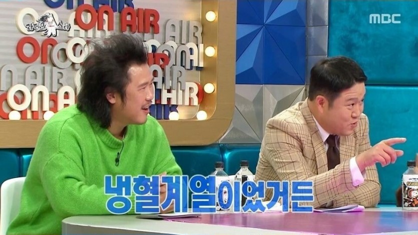 투병중이던 허지웅이 팬에게 선물받고 가장 울컥한 선물 - 꾸르