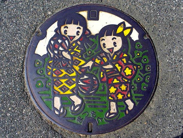 Japanese-manhole-covers-by-MRSY-26.jpg