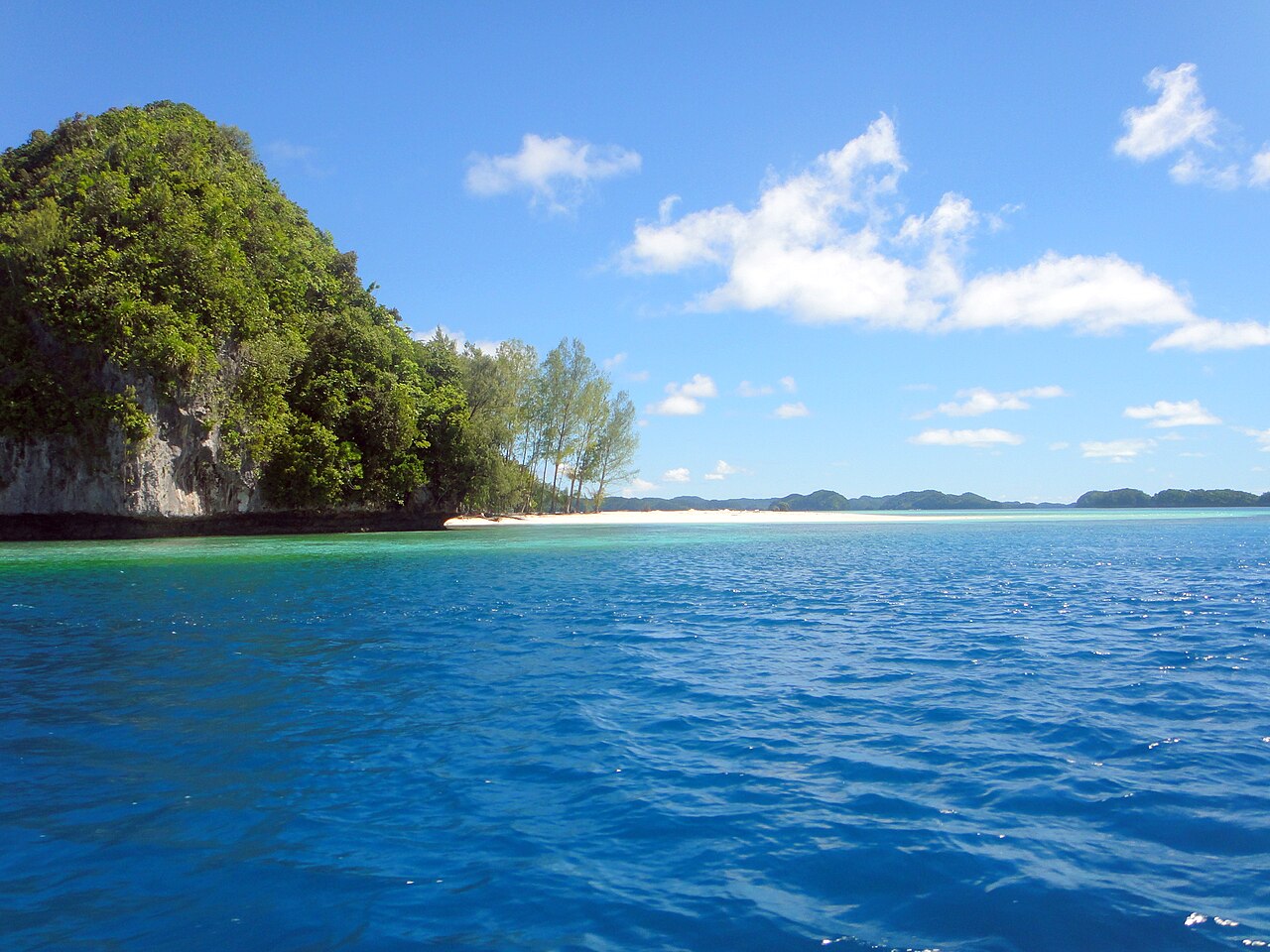 1280px-Rock_Islands_near_German_Channel%2C_Palau_%289971837343%29.jpg