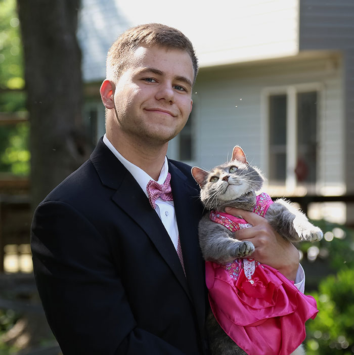 guy-takes-cat-prom-ruby-sam-steingard-6.jpg