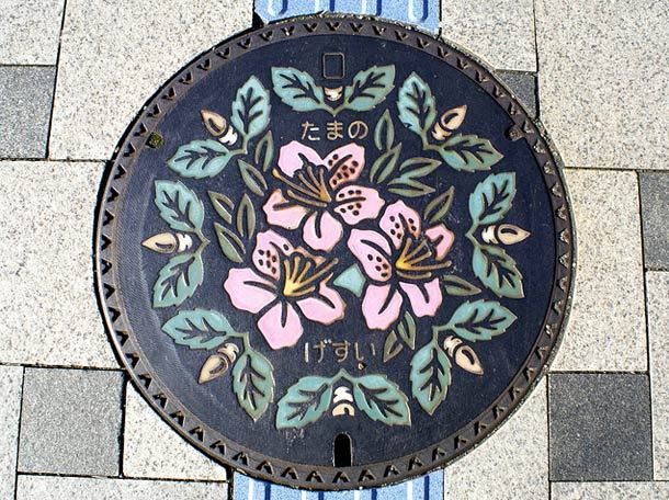 Japanese-manhole-covers-by-MRSY-20.jpg