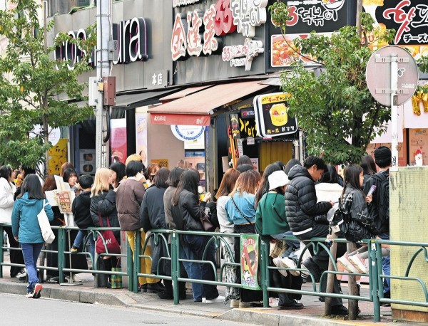 新大久保「コリアンタウン」に熱気再び 混雑やごみの問題も 地元は「おもてなし」模索：東京新聞 TOKYO Web